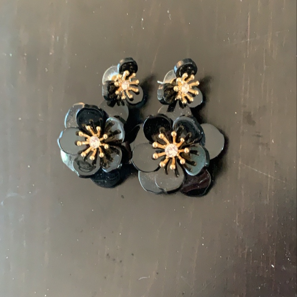 Lilly Pulitzer Onyx Moonlight Garden Earrings